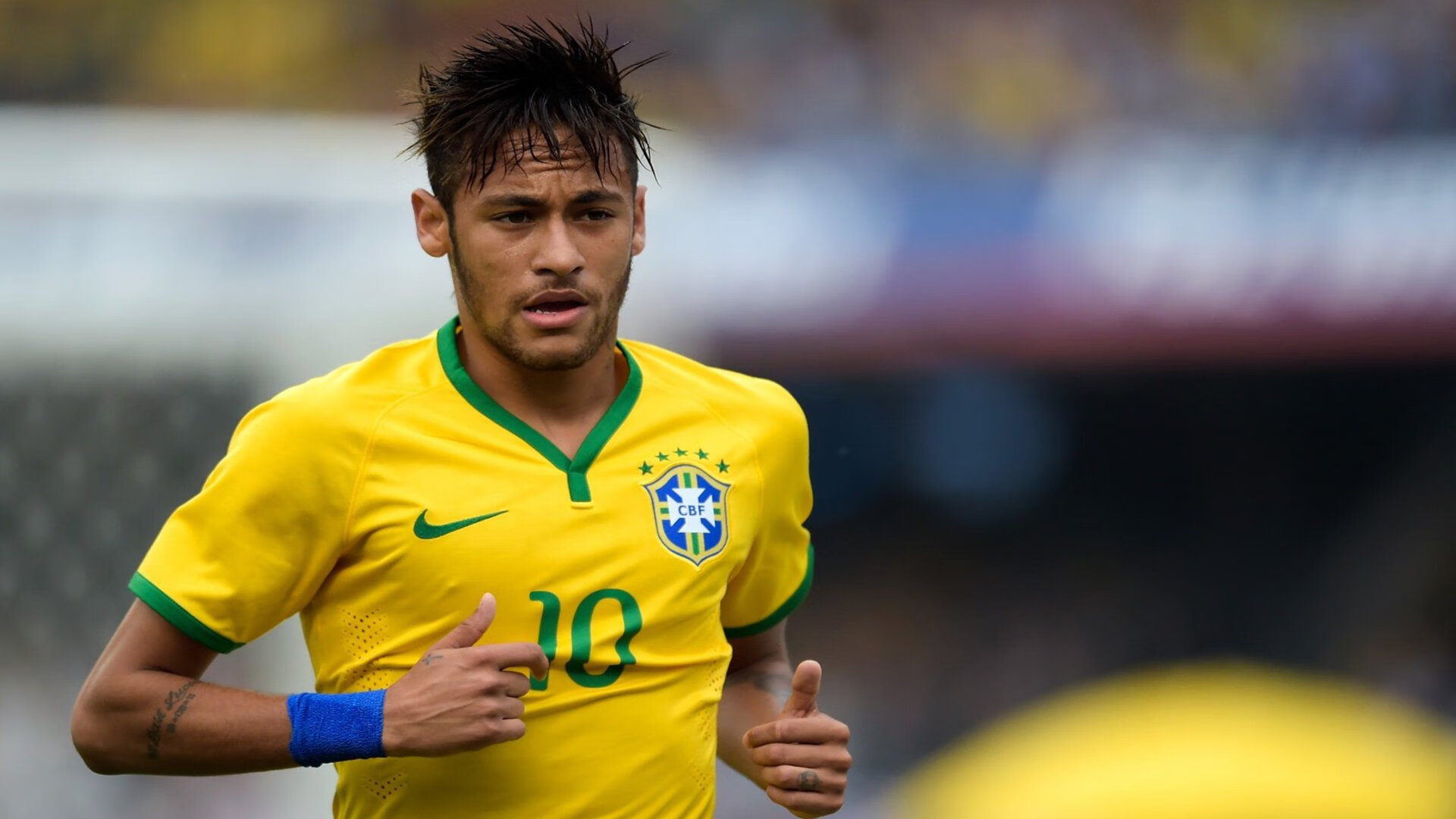 勇士队领跑联盟，目标再创新高，勇士全队