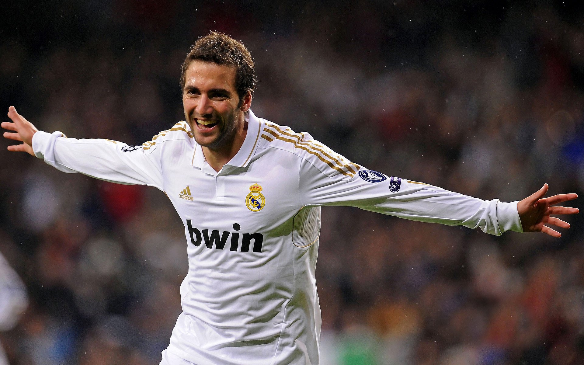 战队与出版社联合推出电竞人物绘本，电竞战队slogan